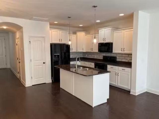 Condo for rent in Brentwood