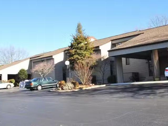 Condo for rent in Crossville