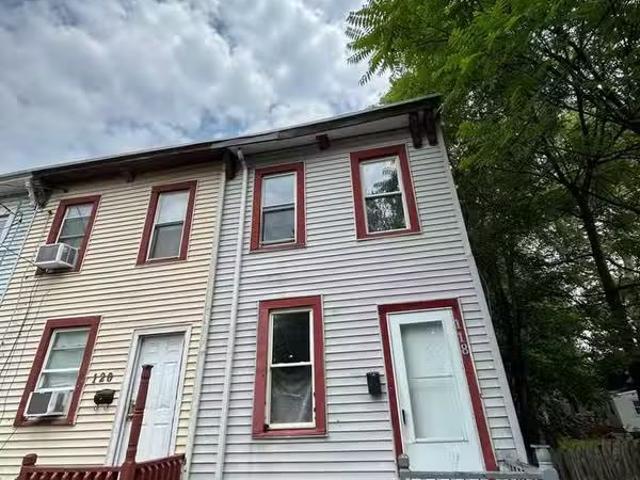 House for rent in Trenton