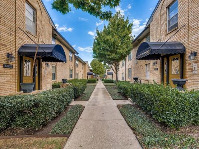 Condo for sale in Dallas, Texas