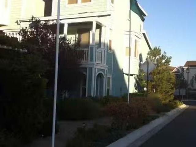 Condo for rent in Reno