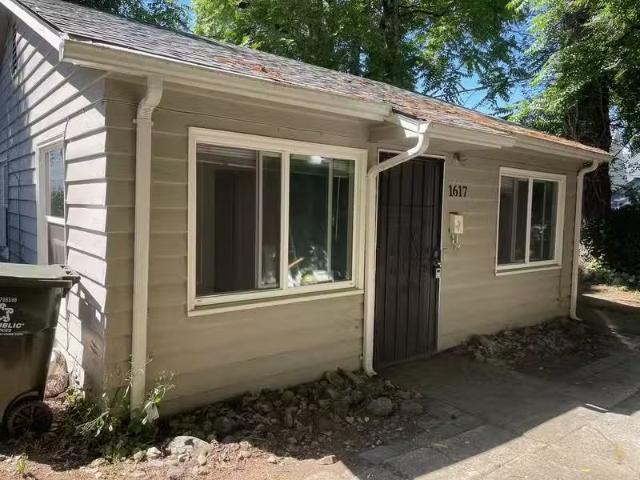 House for rent in Salem