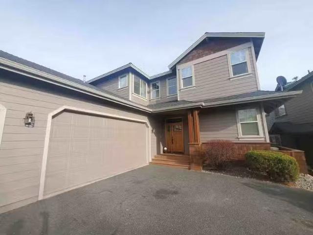 Condo for rent in Redmond