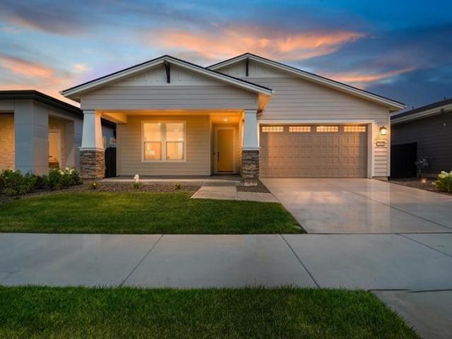 House for sale in Eagle, Idaho