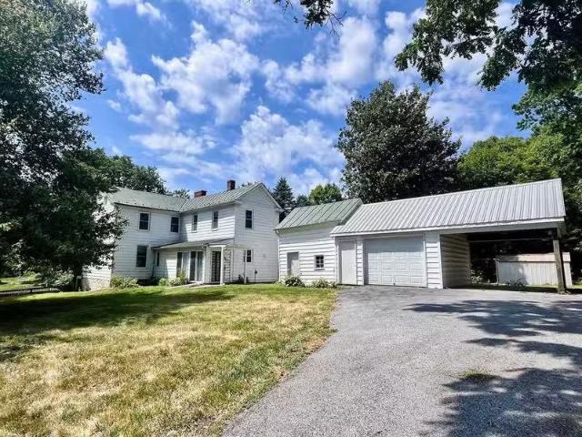 House for rent in Charles Town