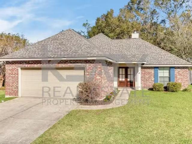 House for rent in Lafayette