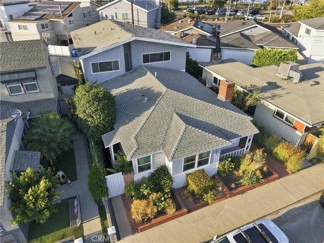 House for sale in Long Beach, California