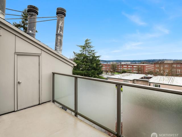 Condo for sale in Seattle, Washington