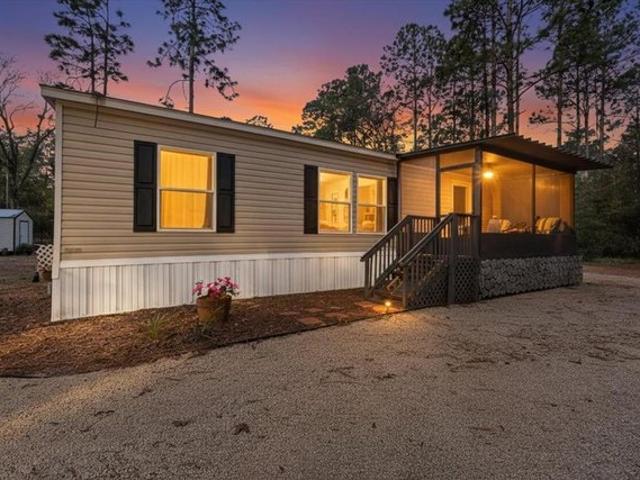 House for sale in Bell, Florida