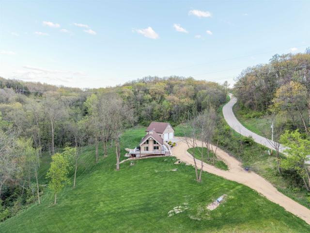 House for sale in Elizabeth, Illinois
