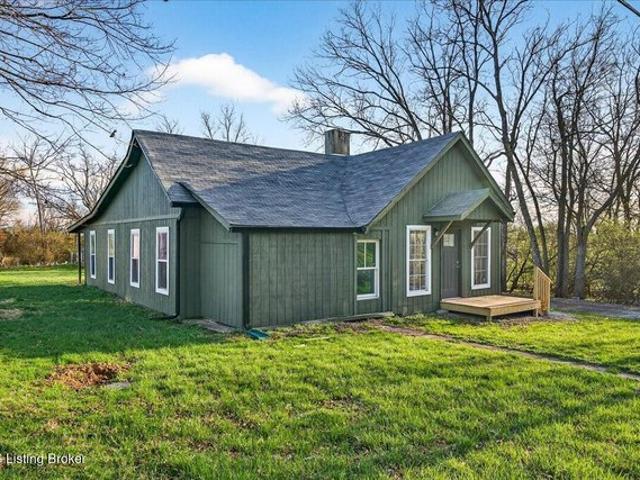 House for sale in Smithfield, Kentucky