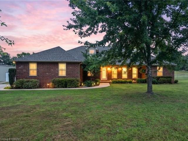 House for sale in Ark