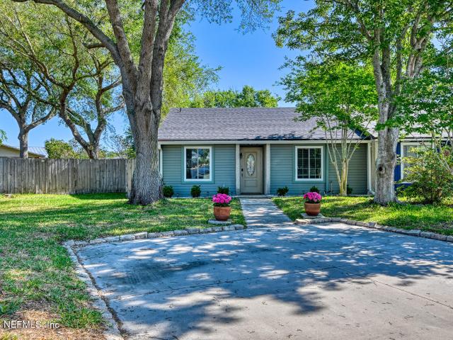 Townhouse for sale in Atlantic Beach, Florida