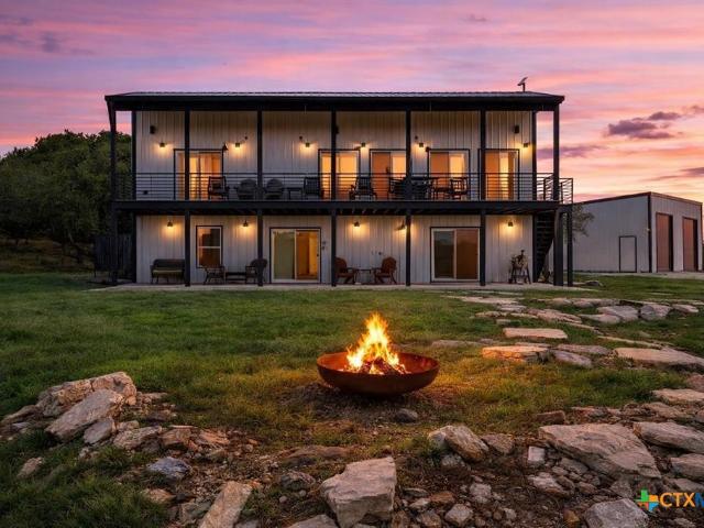 Farm for sale in Kendall, Texas