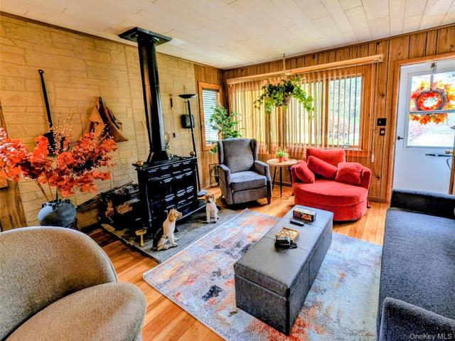 House for sale in Barryville, New York