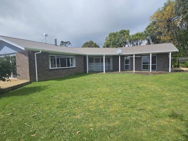 House for rent in Onaero, New Plymouth District