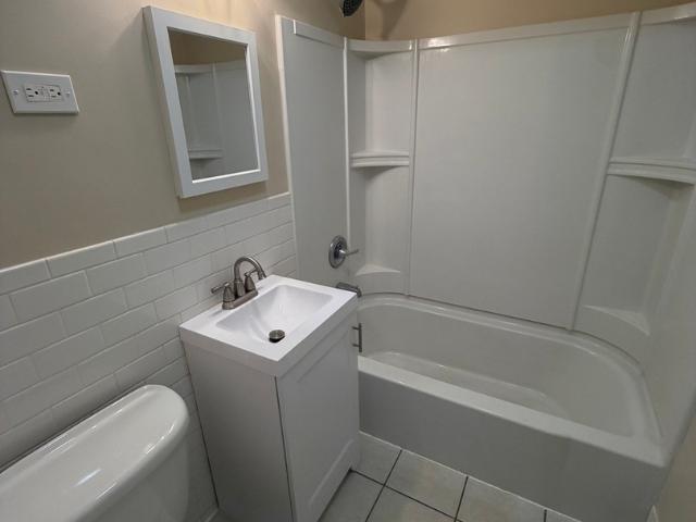 Property for rent in Glen Ellyn, Illinois