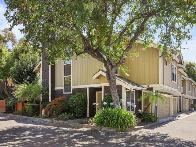 Townhouse for sale in Santa Clara, California