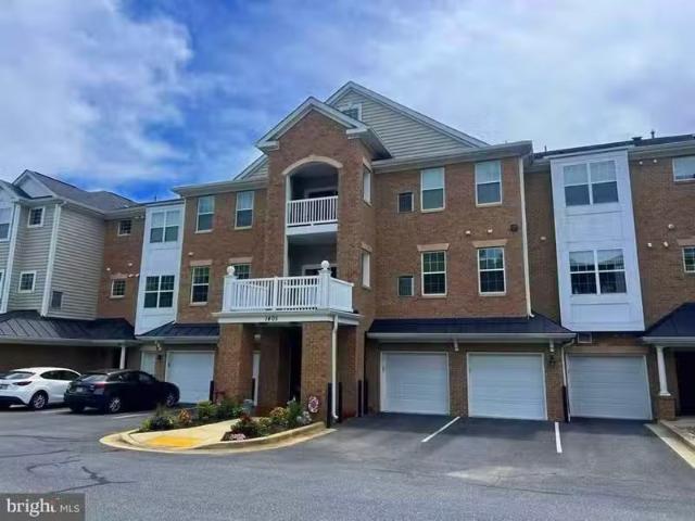 Condo for rent in Crofton