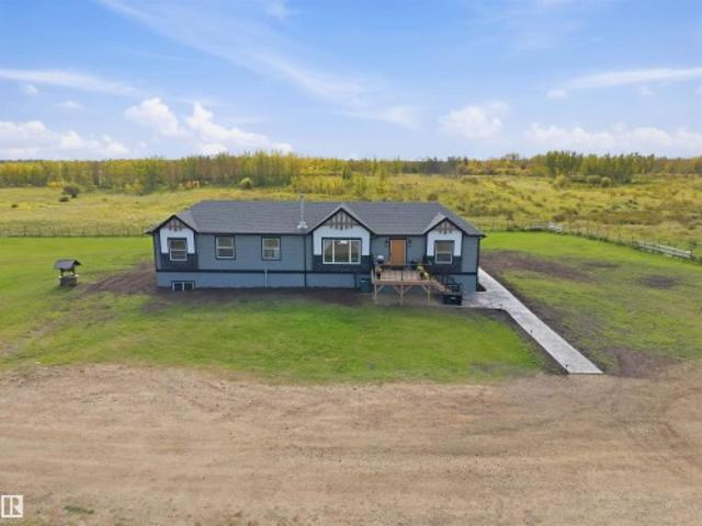 House for sale in Thorhild County, Alberta