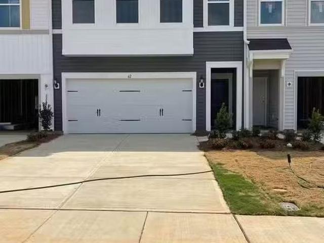 House for rent in Clayton