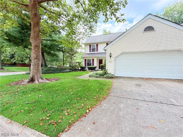 Condo for sale in Hallee Pointe, Willoughby