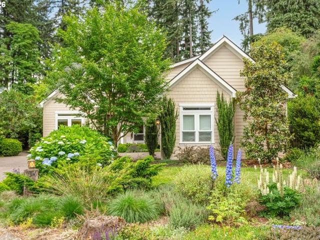 House for sale in Oregonia
