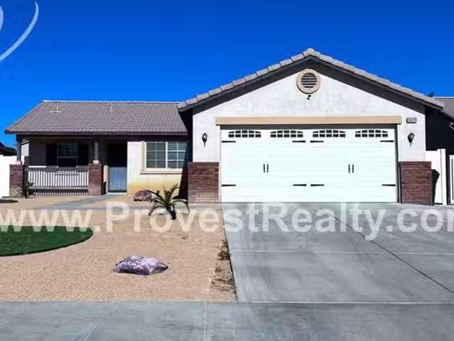 House for rent in Ontario