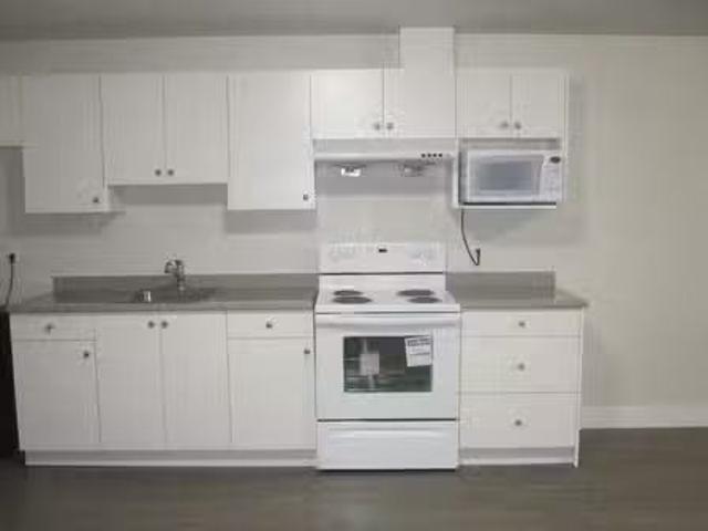 Condo for rent in Surrey, British Columbia