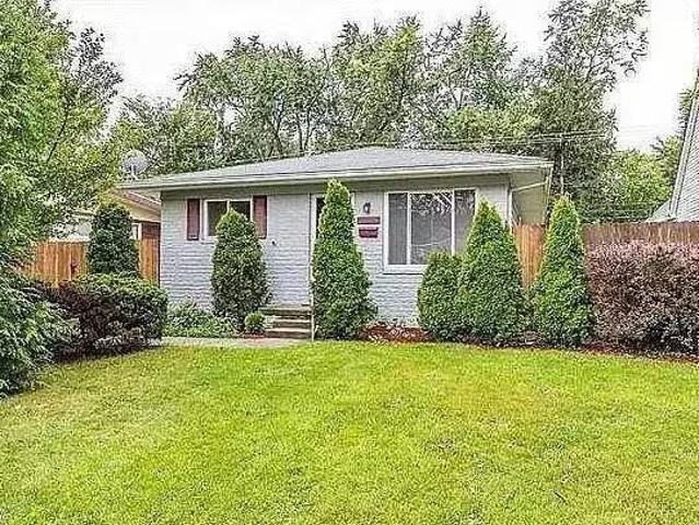 Condo for rent in Royal Oak