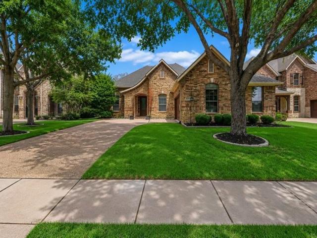 House for sale in Colleyville, Texas