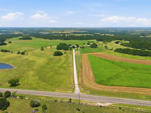 House for sale in Hamilton, Texas