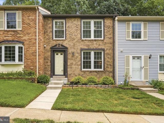Townhouse for sale in Virginia