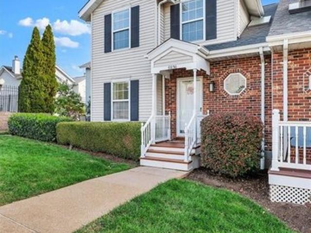 Townhouse for sale in Saint Louis, Missouri
