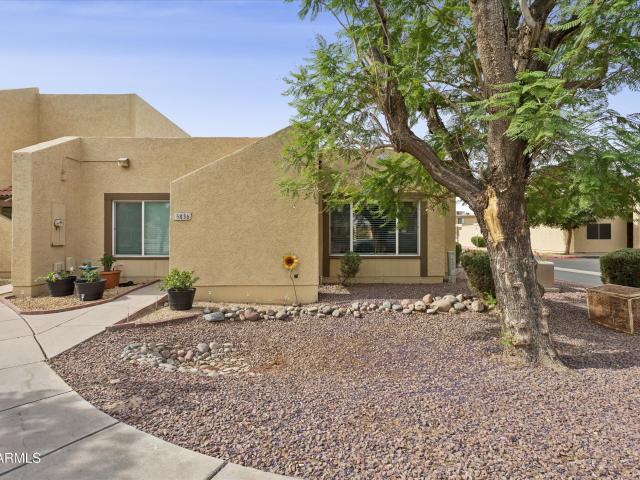 Townhouse for sale in Glendale, Arizona