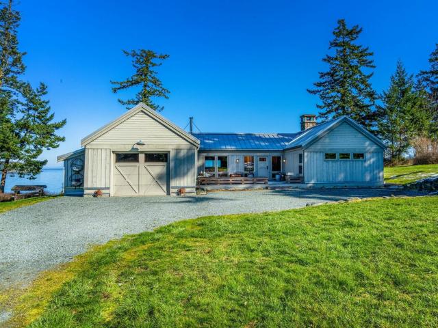 House for sale in Anacortes