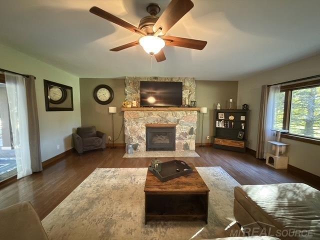 House for sale in Peck, Sanilac County