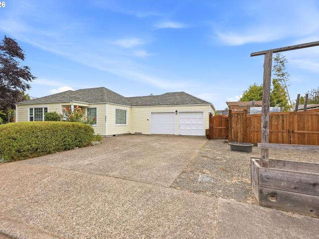 House for sale in Oregonia