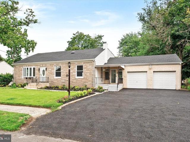 House for sale in Crosswicks, New Jersey