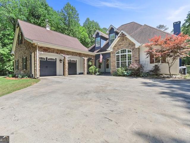 House for sale in Moreland, Georgia