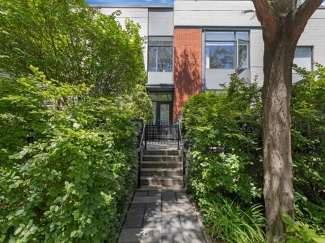 House for sale in Ville-Marie, Montréal