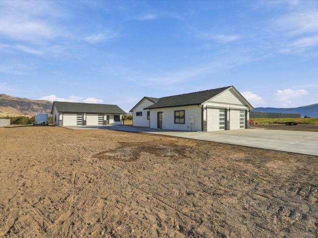 House for sale in East Wenatchee, Douglas County