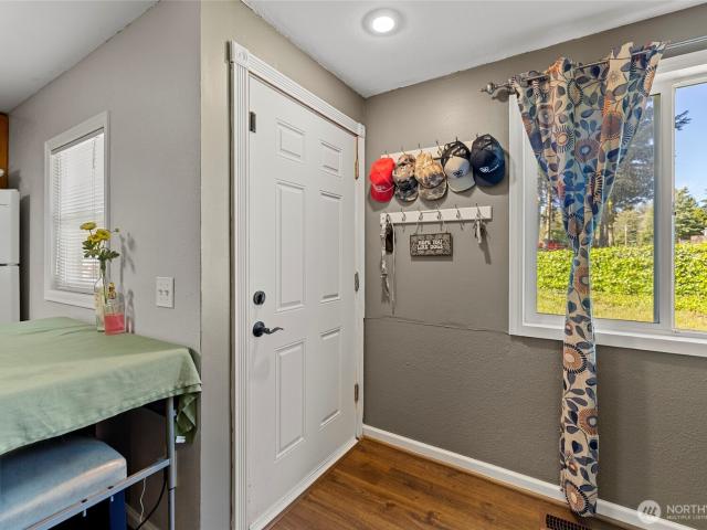 House for sale in Oak Harbor, Washington