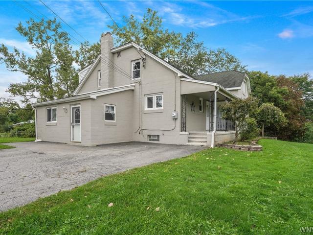House for sale in Elma Center, Erie County
