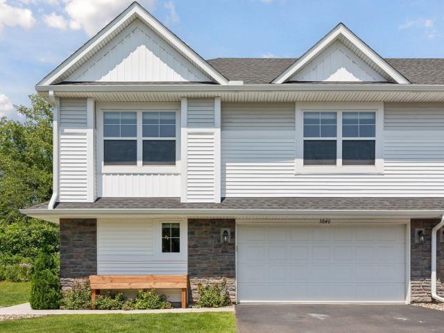 Townhouse for sale in Prior Lake, Scott County