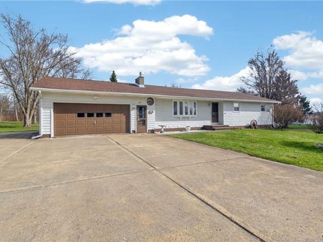 House for sale in Oneida, New York