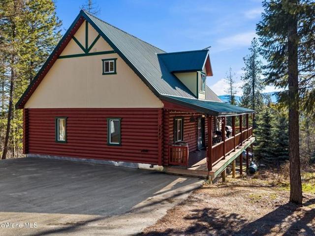 House for sale in Sagle, Idaho