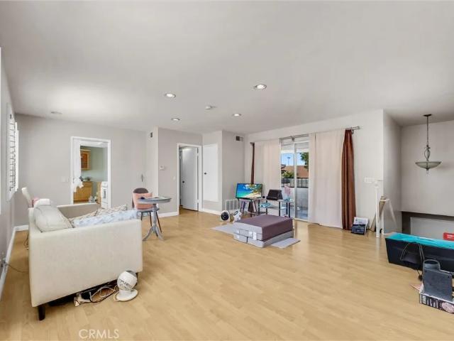 Townhouse for sale in Cypress, California