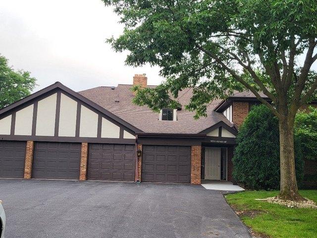 Condo for sale in Westmont, Illinois