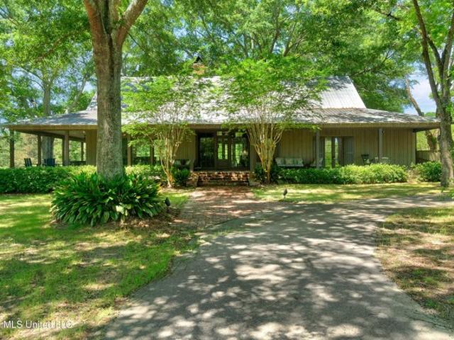 House for sale in Bassfield, Mississippi